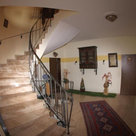 Zum Lowen Hotel Weiterstadt Dış mekan fotoğraf