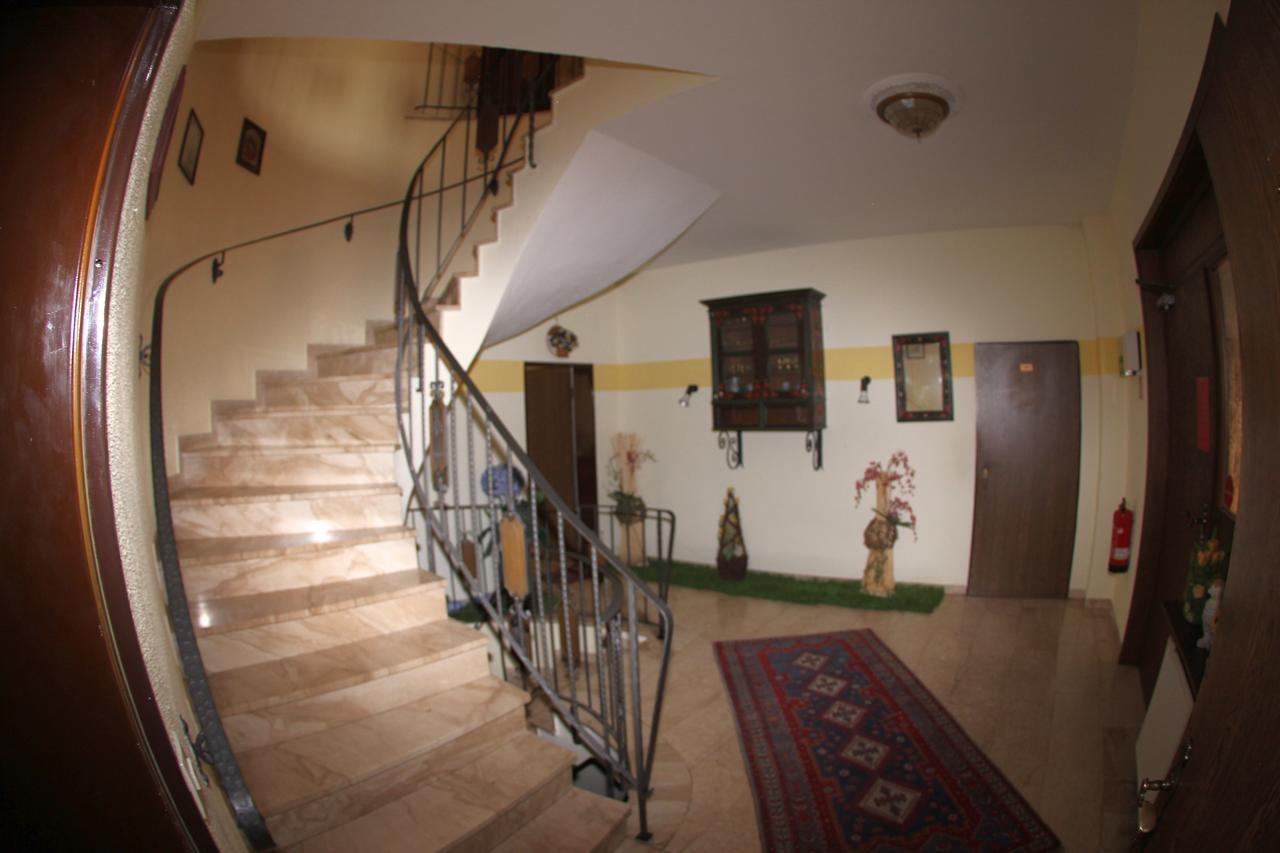 Zum Lowen Hotel Weiterstadt Dış mekan fotoğraf