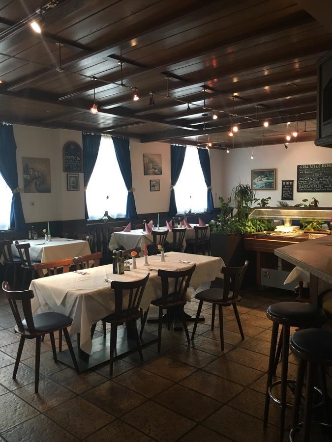 Zum Lowen Hotel Weiterstadt Dış mekan fotoğraf